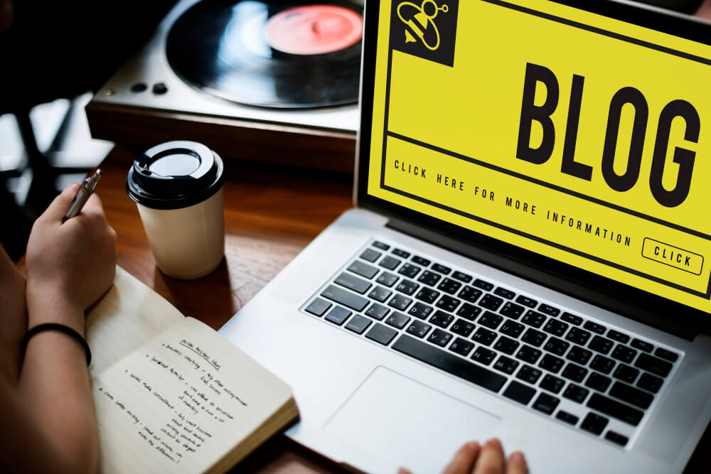 mencari uang dari internet dengan menjadi blogger
